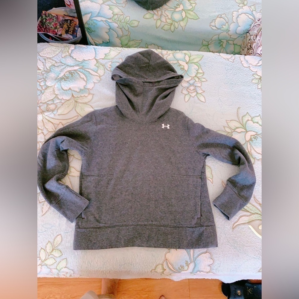 Under Armour Small Gray Loose Pullover Sweatshirt Hood Face Guard‎ Pocket Logo